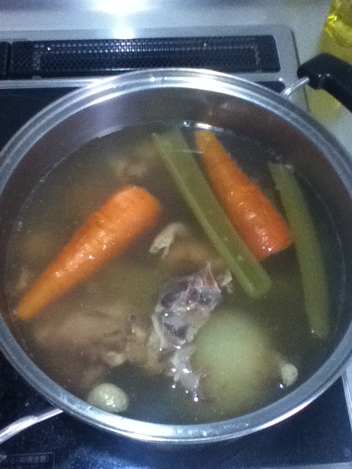 homemade chicken stock